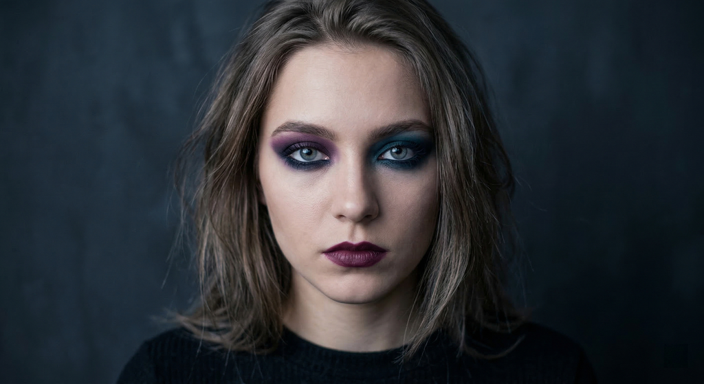 Goth-inspired Cool Plum-Teal Split Eye look for True Summer coloring