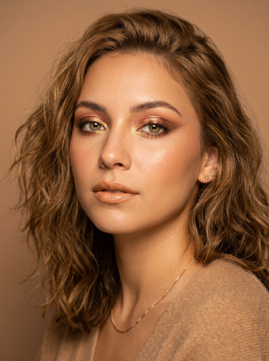 Foiled copper metallic smoky eye with warm toffee depth on True Spring coloring